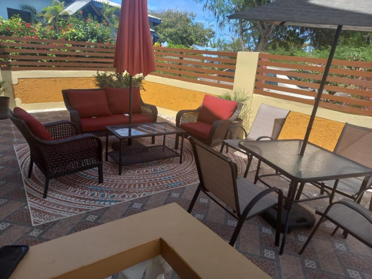 Brytan Villa Treasure Beach Exterior foto